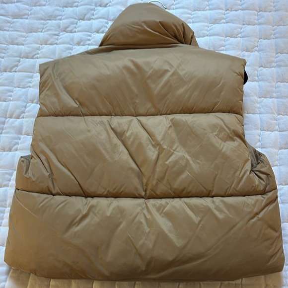 Cropped puffer vest - Picture 2 of 2